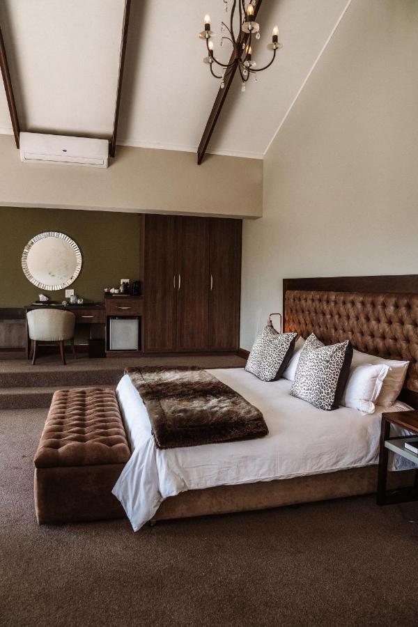 Intle Boutique Hotel Jeffreys Bay Exterior photo